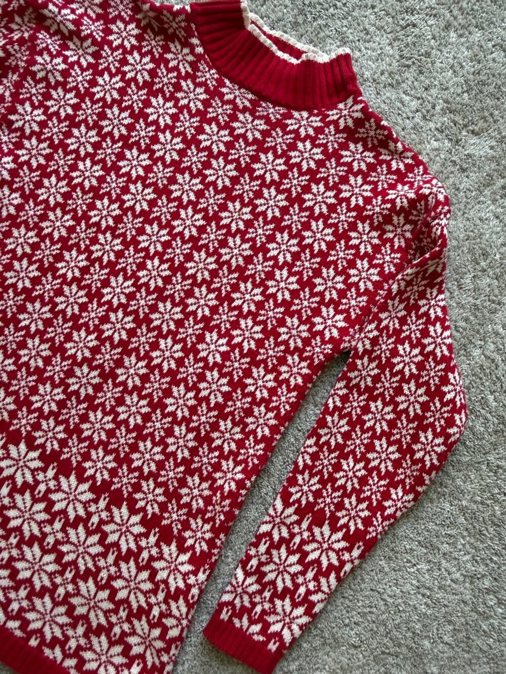 Vintage GAP Medium Scandinavian fair isle soft knit mock classic cozy sweater